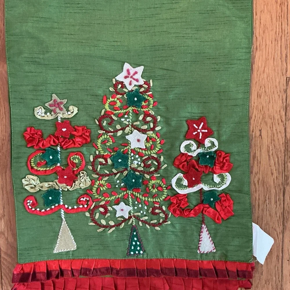 Pier 1 Imports Green Christmas Tree Ribbon Table Runner